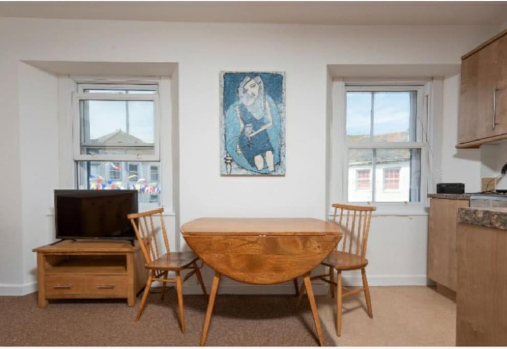 Beautiful And Bright !! Town/Harbour Apartment #2 Penzance Luaran gambar